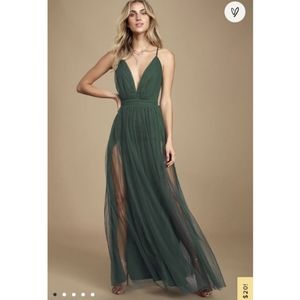 5 ⭐ sexy AF Lulu's gown